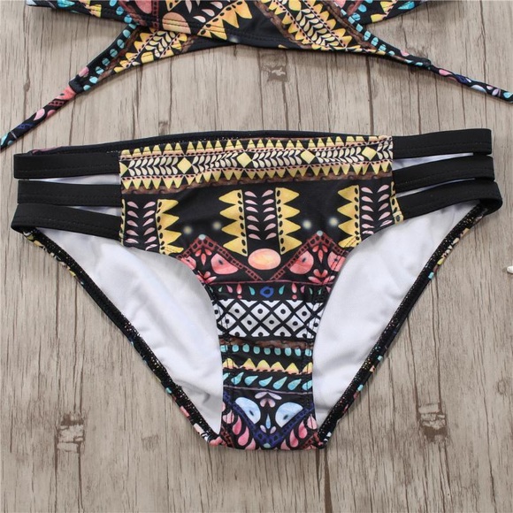 🔥SALE🔥Aztec boho strappy bikini - Picture 7 of 7
